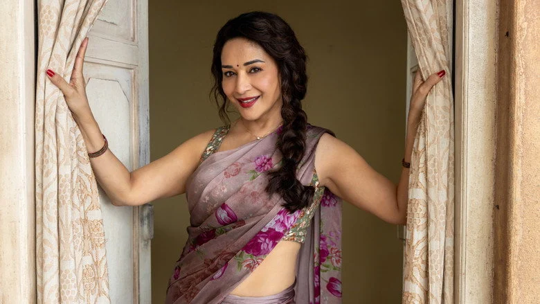Maa Behen - The Dark Comedy Works in Fits, Not in Flow